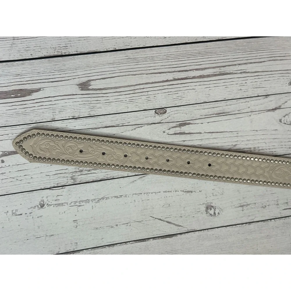 True Religion Womens Embossed Western‎ Studded Belt Cream Silver Buckle L/XL NEW